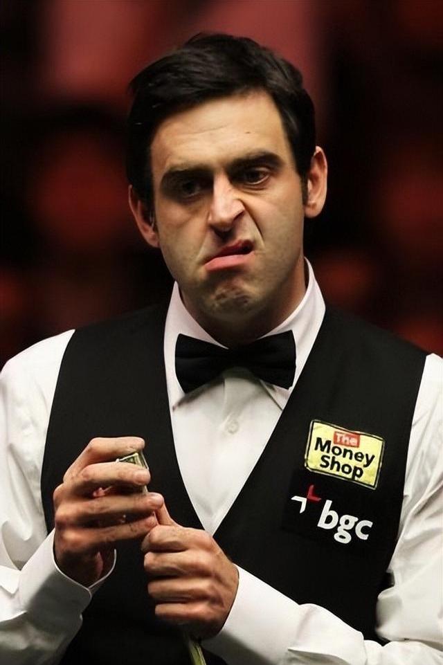 塔：阿隆索和孔帕尼都会帮助我进步；很荣幸能和迪亚斯当队友