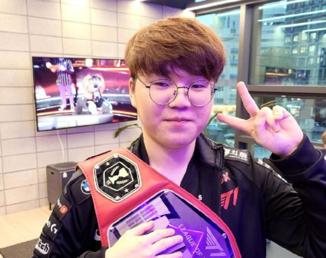 C羅也沒特權？被保安截停查證件.